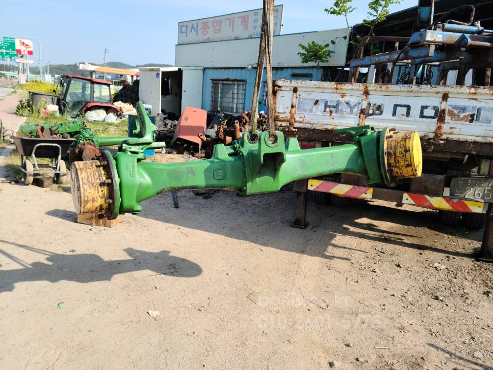 JohnDeere Tractor 68206830 (135hp) 뒤우측면