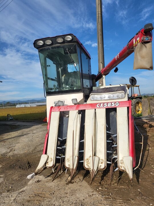 TYM 콤바인 CX585G (5조식) 부분 판매