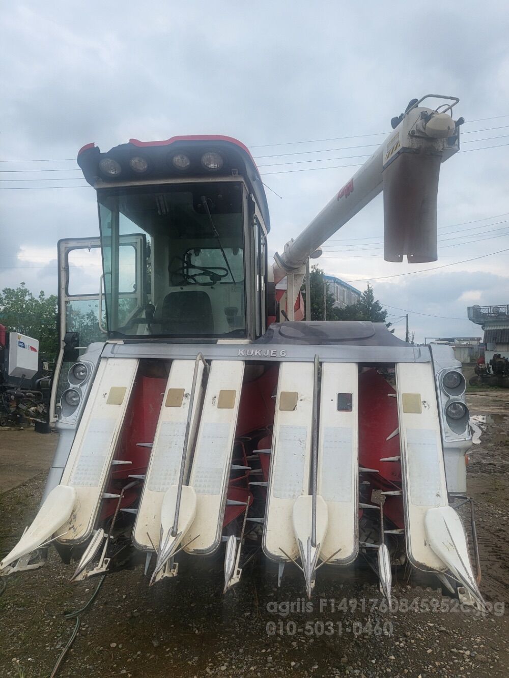 국제 콤바인 KC100 (6조식)