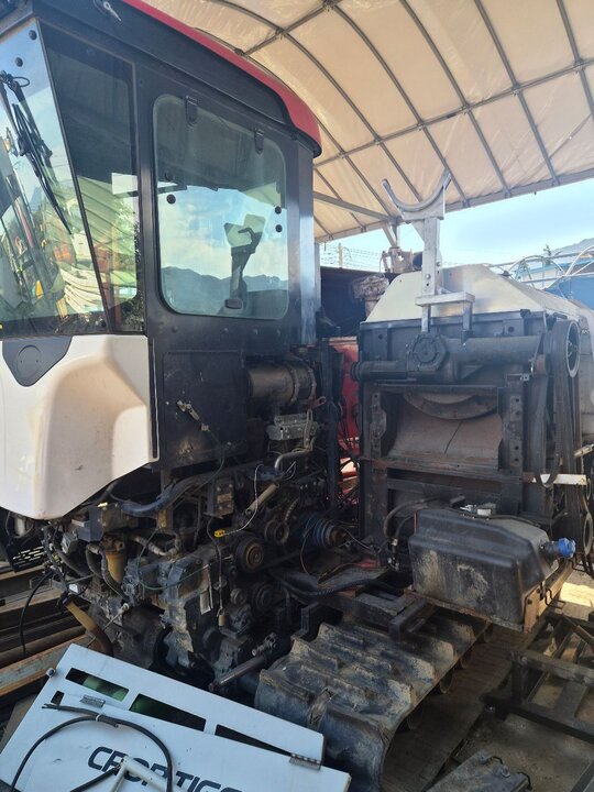 Kukje Combine Harvester KC6130 (6Rows) Engine.Transmission