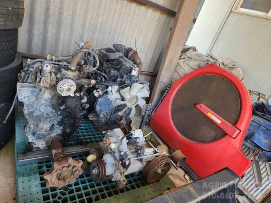 Yanmar Combine Harvester AW695K (6Rows)