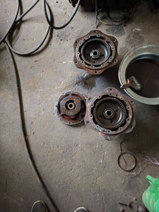 NewHolland Tractor 55-66D (55hp) 앞Axle Assy