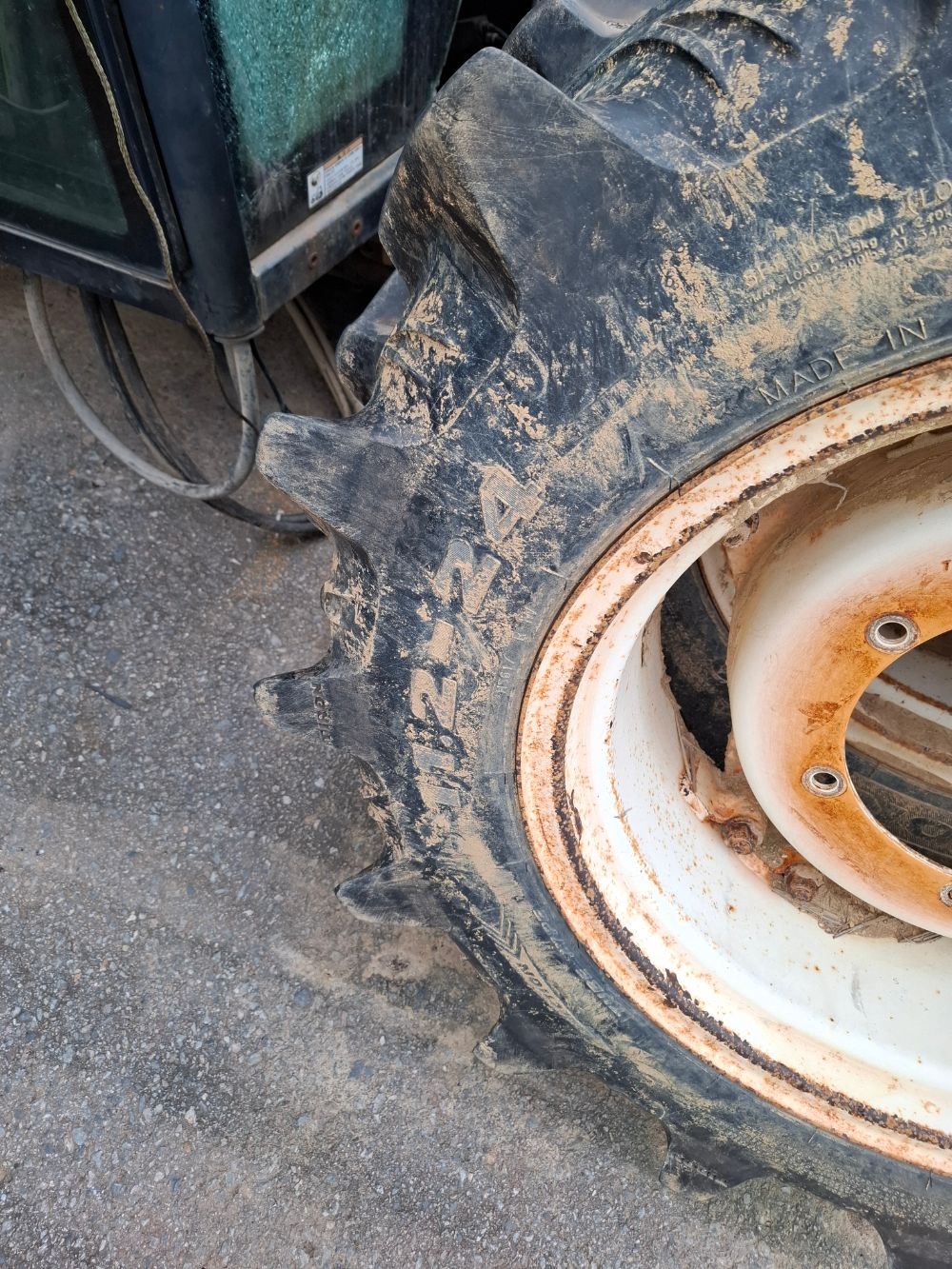 NewHolland Tractor TL80 (75hp) 림 Tire Assy 사진2