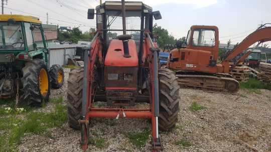 TYM 트랙터 T860 (86마력) 부분판매