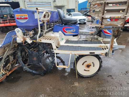 TYM Rice transplanter PZ83HD (8Rows) Engine Transmission Axle AssySpare Parts Tire