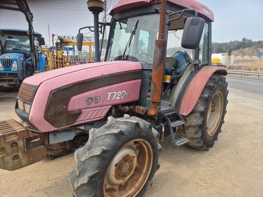 TYM 트랙터 T720 (72마력) 엔진 미숀 전체부품 