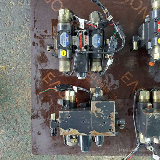 TYM Combine Harvester C805G (5Rows) 조향예취 