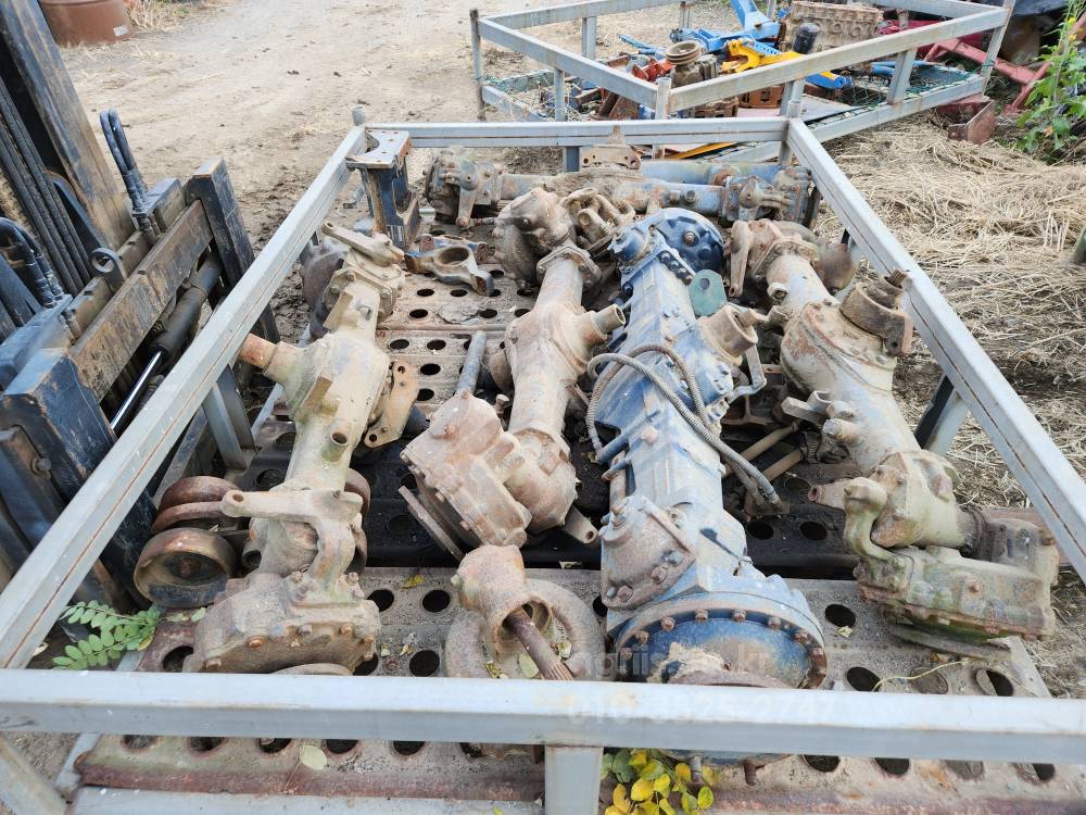 TYM 트랙터 TA4040 (41마력) 뒤우측면