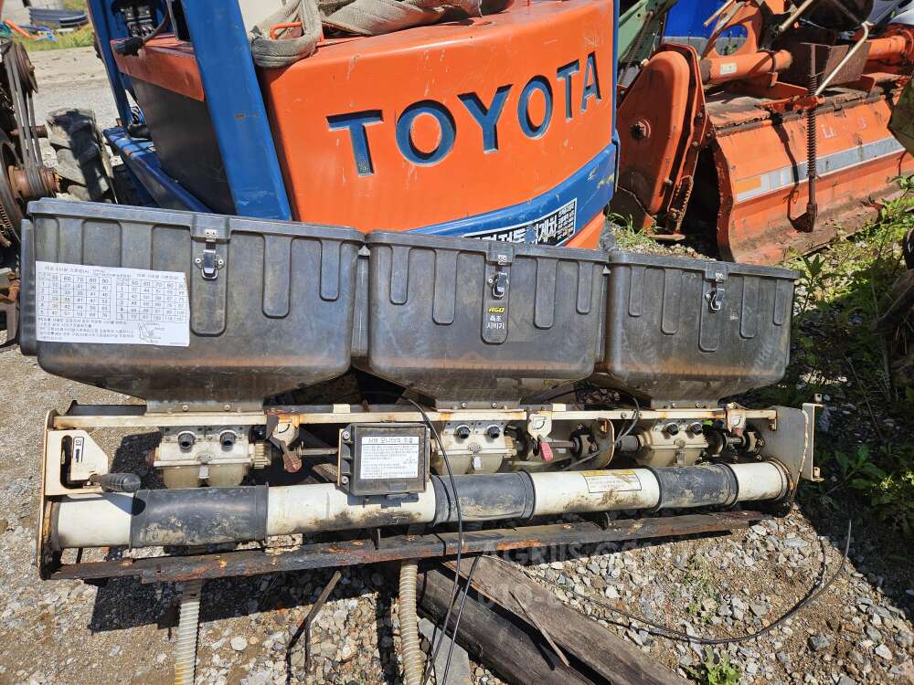 Kukje Rice transplanter 이앙기RGO ()