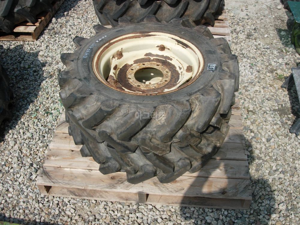 국제 트랙터 EF475 (47마력) EF475앞타이어,휠 사진2