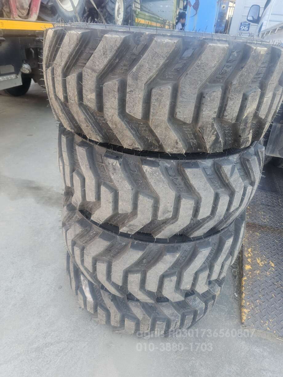  Skid steer loader 스키드로더 