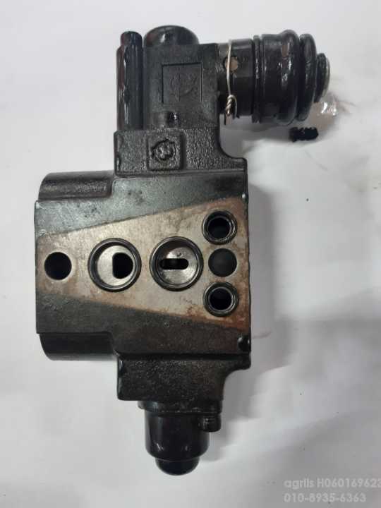 TYM Tractor TC36 (36hp) 외부유압밸브
