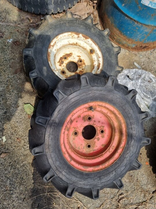  경운기타이어600-12조립세트좌우 경운기타이어600-12조립세트좌우  경운기앞Tire조립Assy좌우1불