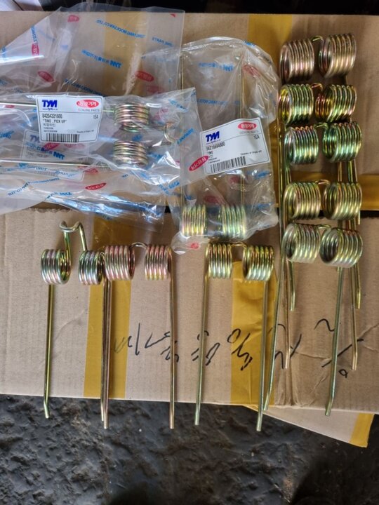 TYM Rectangle Baler THB2030 THB1030픽업타인  THB2030 THB1030픽업타인스프링