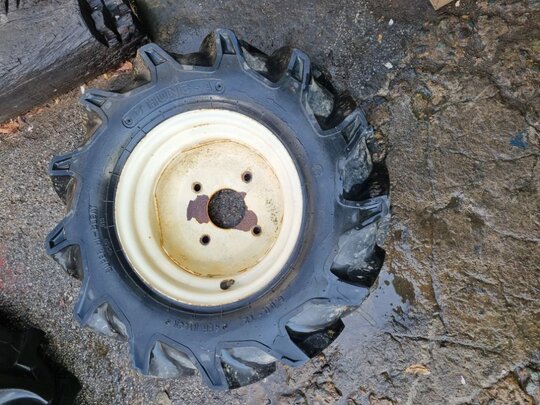 흥아타이어 경운기타이어600-12조립세트좌 경운기타이어600-12조립세트좌 경운기타이어600-12조립세트좌