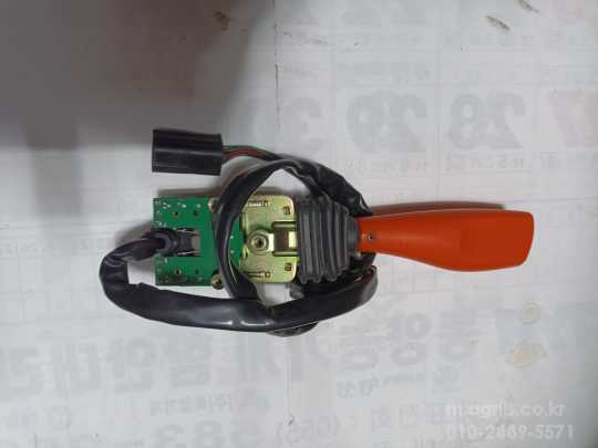 TYM 트랙터 TX1003  803  853 전후진스위치