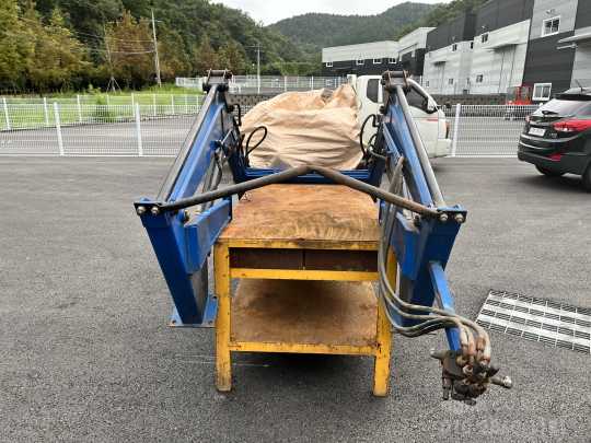     안성 Loader 사진1