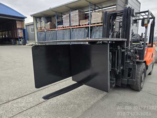 인버터푸쉬 지게차 인버터푸쉬 로테이팅 앞좌측면