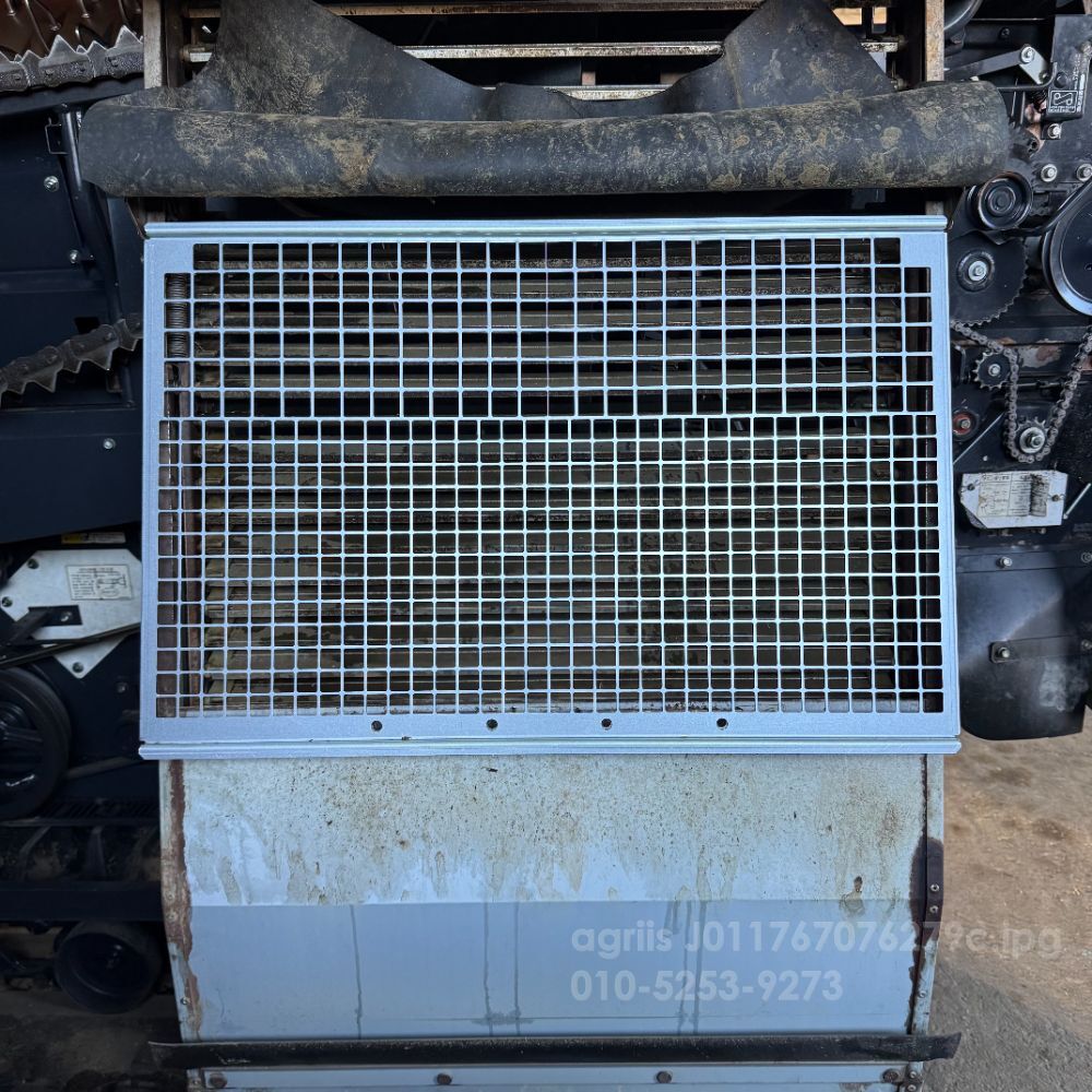 Yanmar Combine Harvester YH7140 (7Rows)