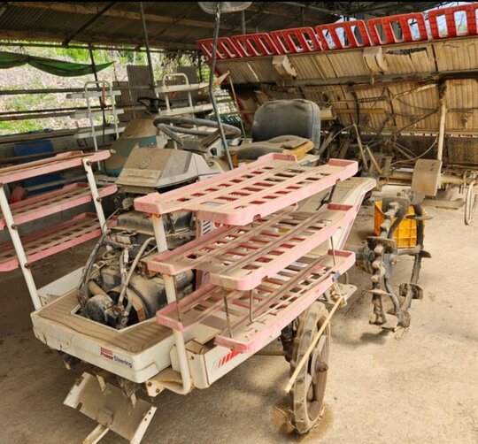 Kukje Rice transplanter ()  .