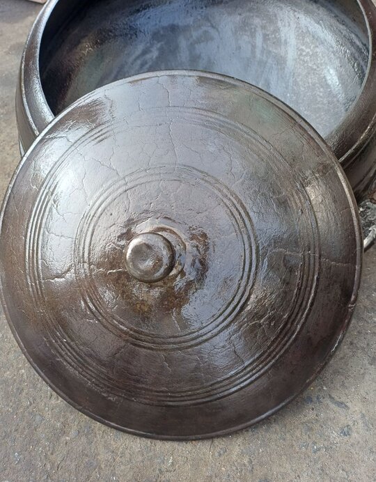 조선 특대형 가마솥  . .