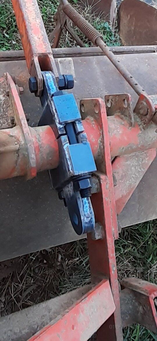  Tractor 트랙터  배토기 브라켓 사진1