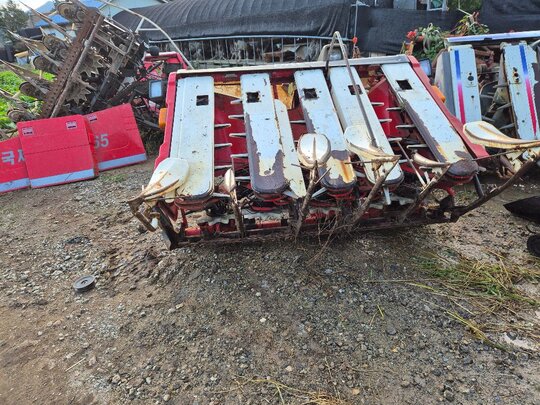 국제 콤바인 DKC865 (5조식) 예취부