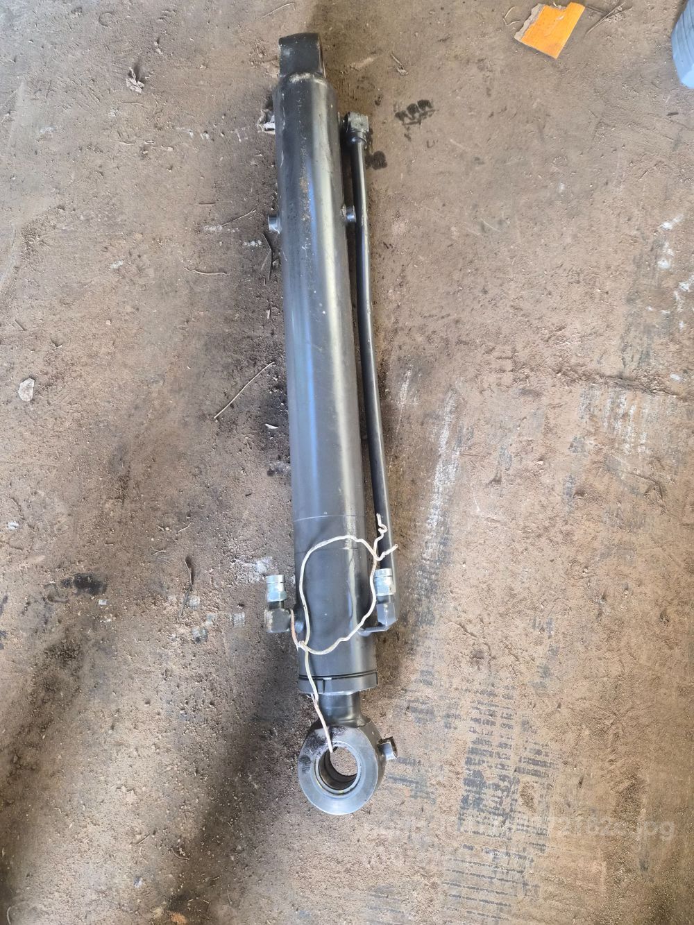 볼보02버켓 실린더EC55C  굴삭기 볼보EC55C EC60