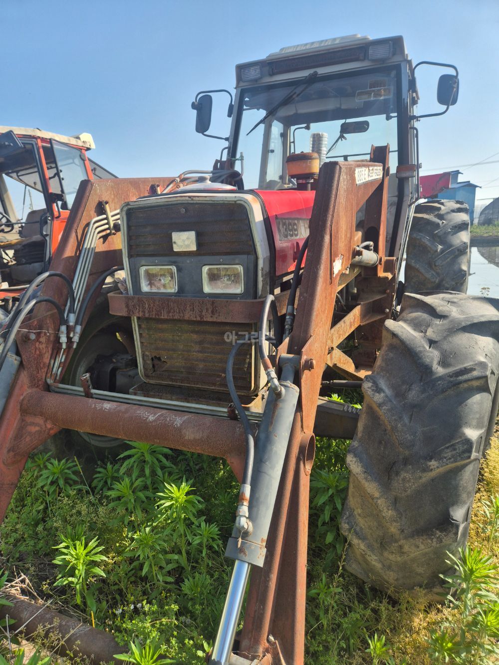  Tractor MF-399A (110hp)