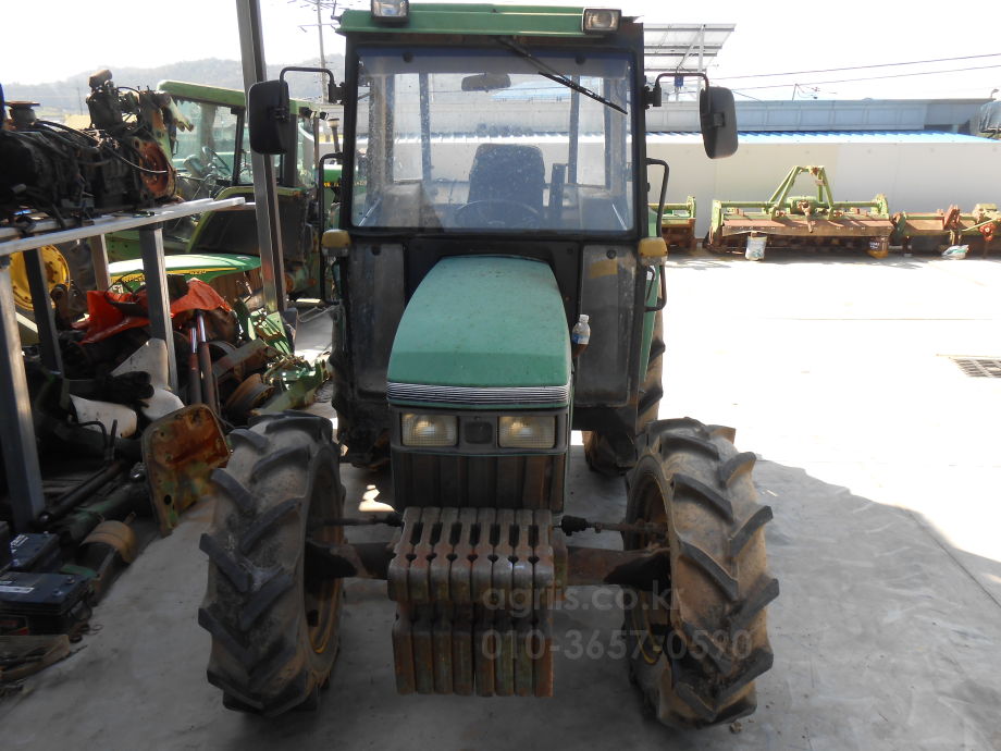 JohnDeere Tractor 5300 (56hp)