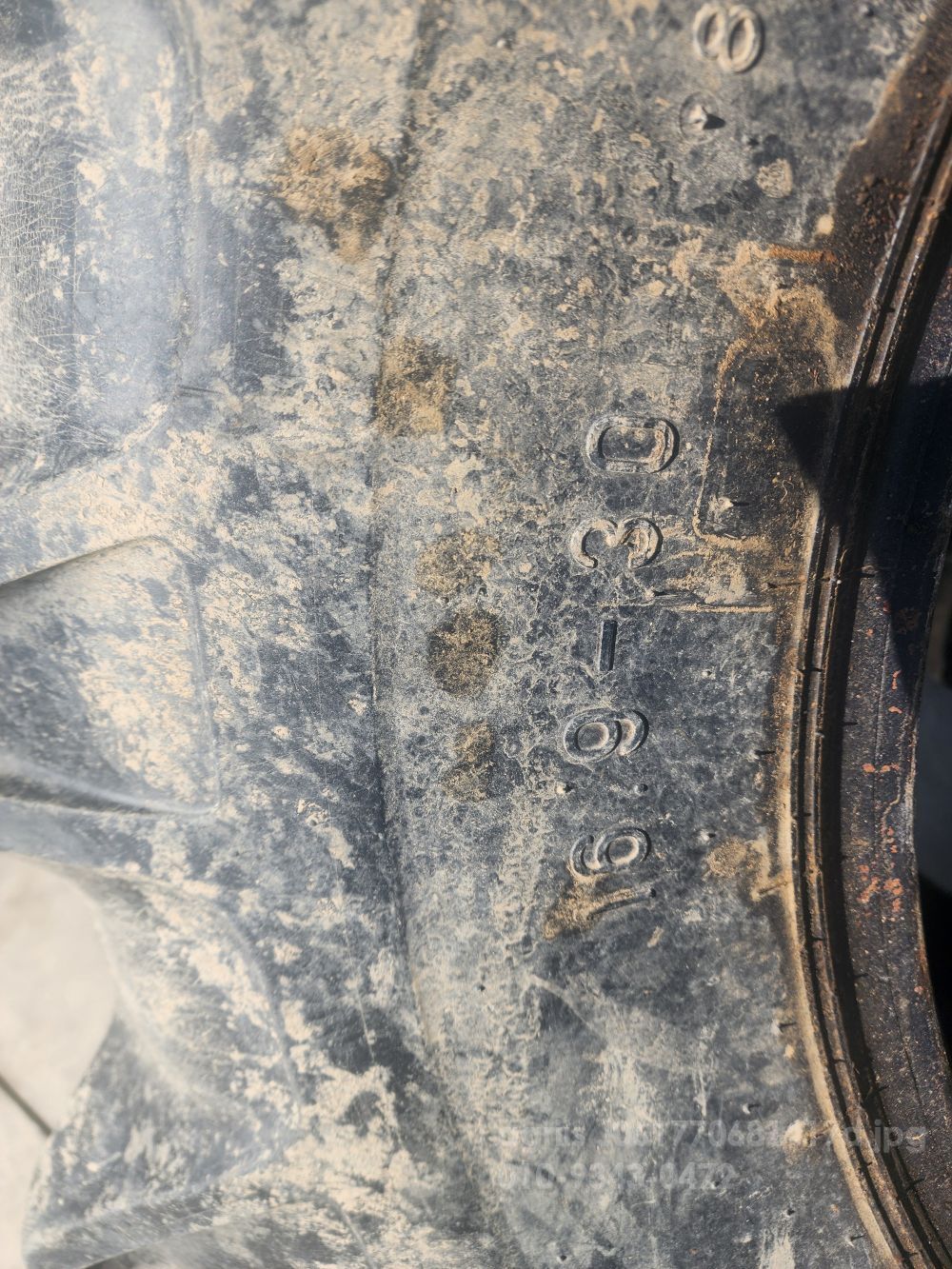    16.9-30타이어 사진2