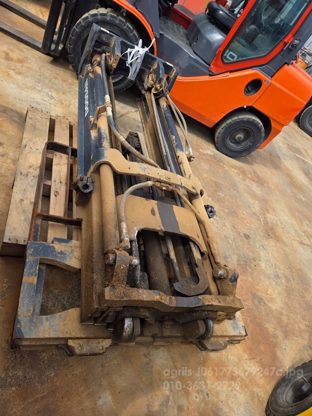 Doosan 2.5톤 지게차 마스트 