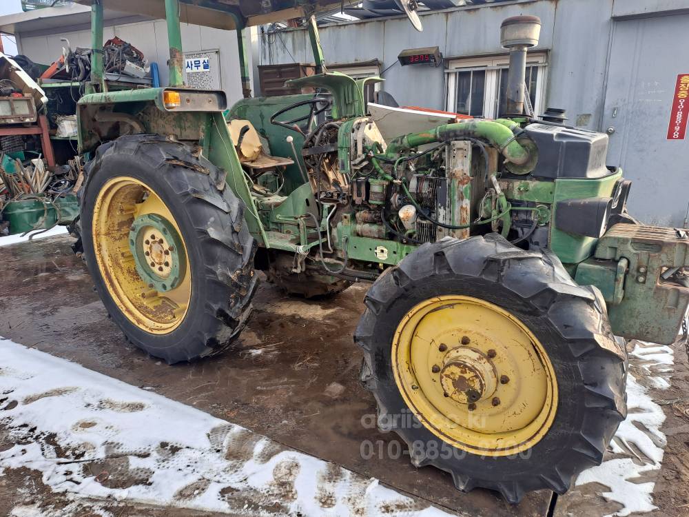 JohnDeere Tractor 1550K (46hp)