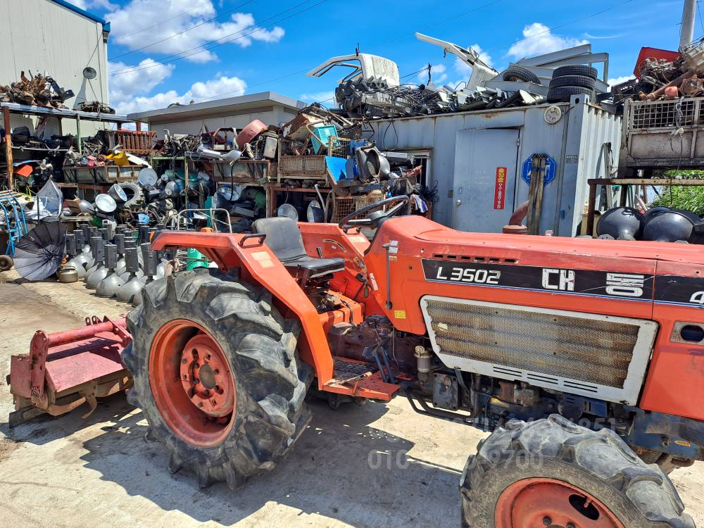 Daedong Tractor D43 (43hp) 뒤우측면