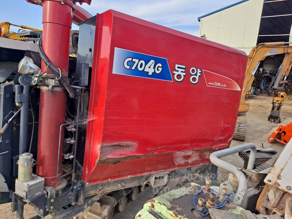 Daedong Combine Harvester DSM65G (4Rows) 뒤우측면