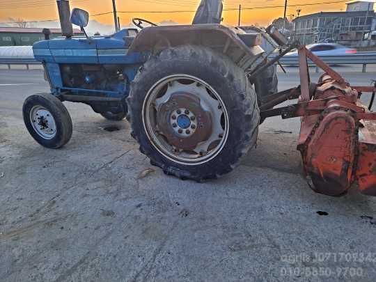 뉴홀랜드 트랙터 FORD포드3930