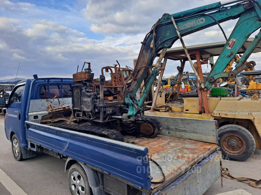 삼성볼보.대우s 굴삭기 MX55쏠라50. 뒤우측면