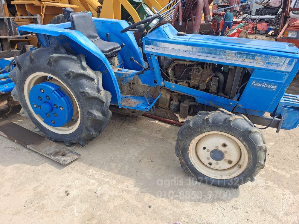 TYM Tractor TL2540 (25hp)