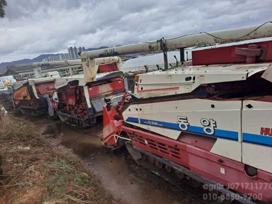 TYM Combine Harvester HU6500 (4Rows)