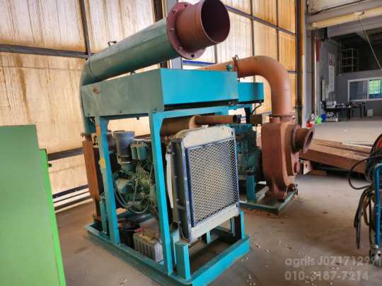  양수기 양수기2대 에어컨프레샤1대  양수기 에어컴프레샤 사진1