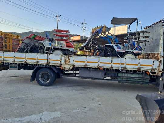 TYM Rice transplanter PG63HG (6Rows) 앞좌측면