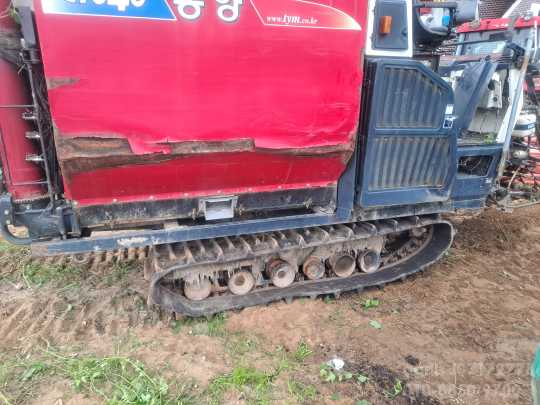 TYM 콤바인 C704G (4조식) 앞좌측면