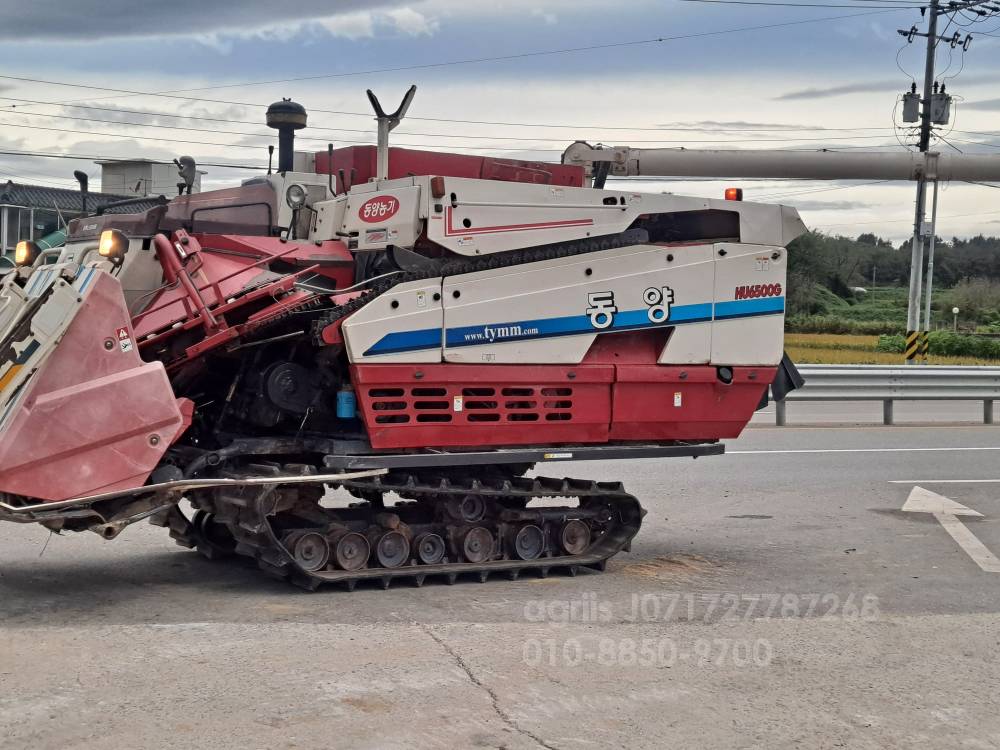 TYM Combine Harvester HU6500 (4Rows)