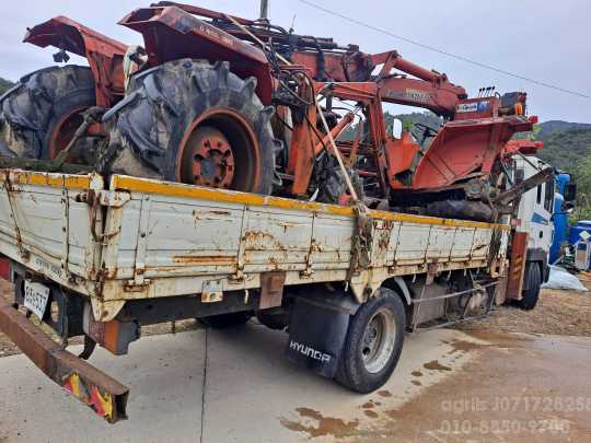 Daedong Tractor L3503 (35hp) 앞좌측면