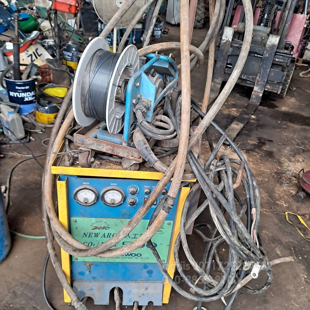  30kw 선박.빔전문CO2용접기 조선소전문용접기.공장.공업사 좋아요  뒤우측면