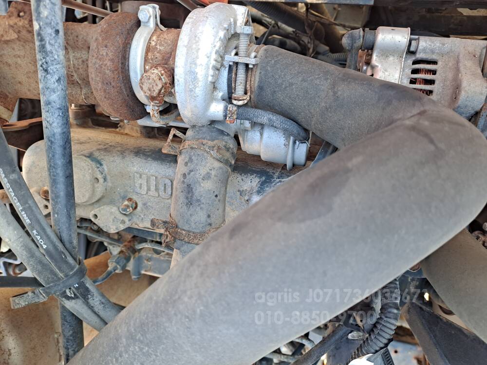 대동 콤바인 RX355구보다4기통터보엔진.구보다3기통19마력 (4조식) 뒤우측면