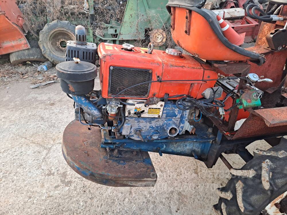 대양 미니로다  스키드로더 경운기형 미니로다 뒤우측면