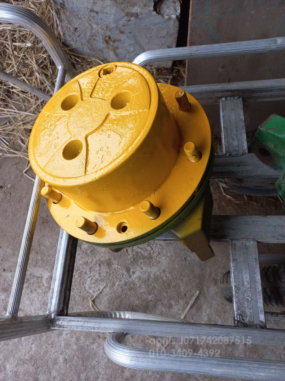 JohnDeere Tractor 2450K (74hp) 앞Axle캐리어 사진2