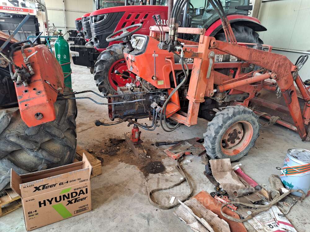 Daedong Tractor L3502 (35hp)