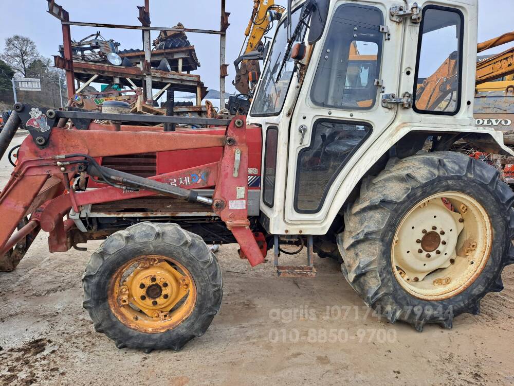 국제 트랙터 F455 (45마력)